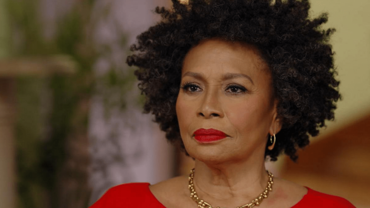 American actress Jenifer Lewis recounts a neardeath experience