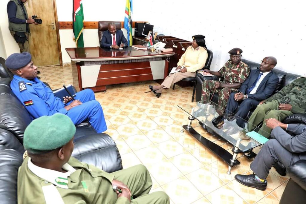 Interior CS Kithure Kindiki chairing a meeting of police commanders and other leaders in Kapsabet, Nandi County on March 17, 2024. Photo: Kithure Kindiki/X