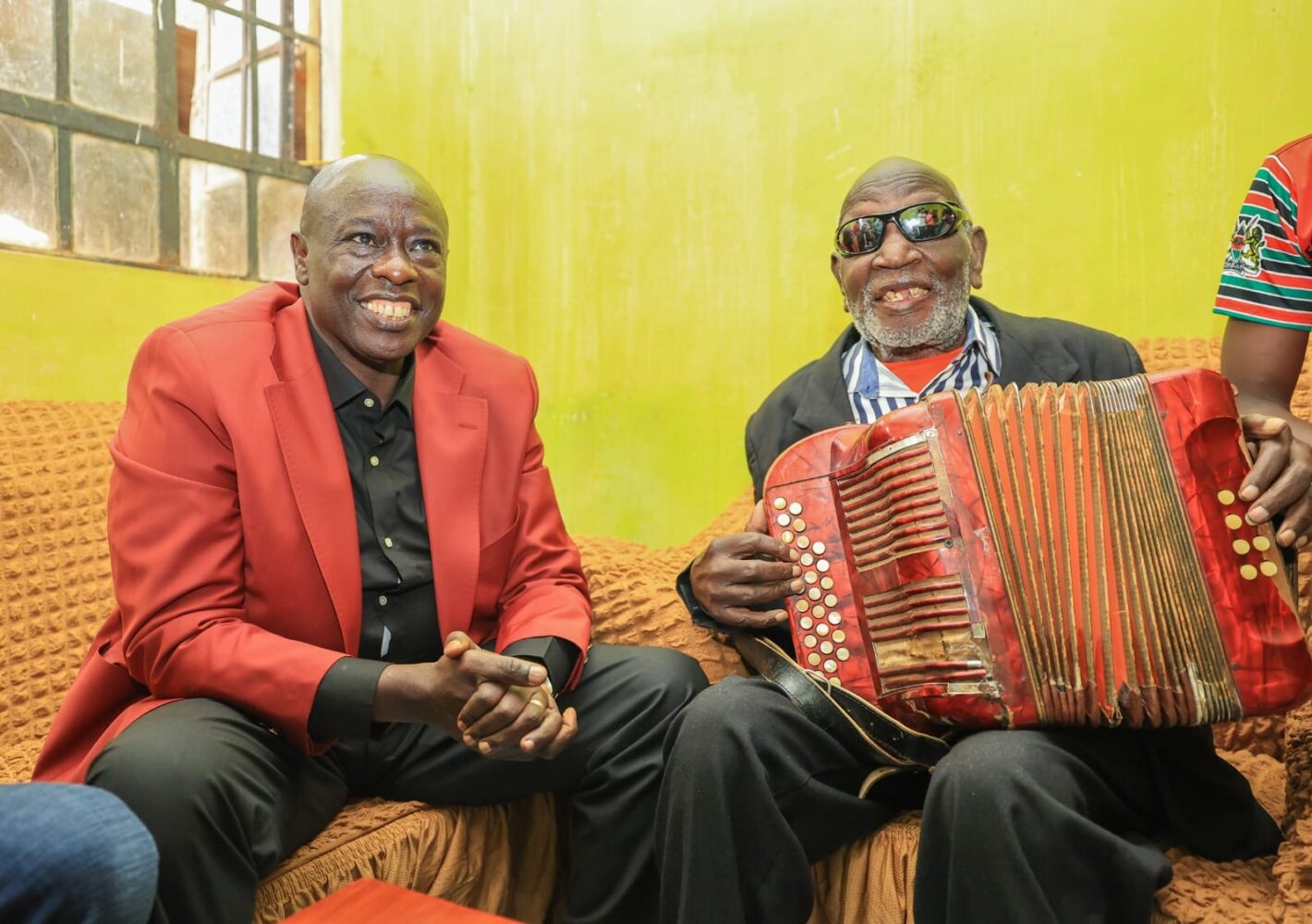 Photos: Gachagua visits ailing legendary Gikuyu musician Wanganangu