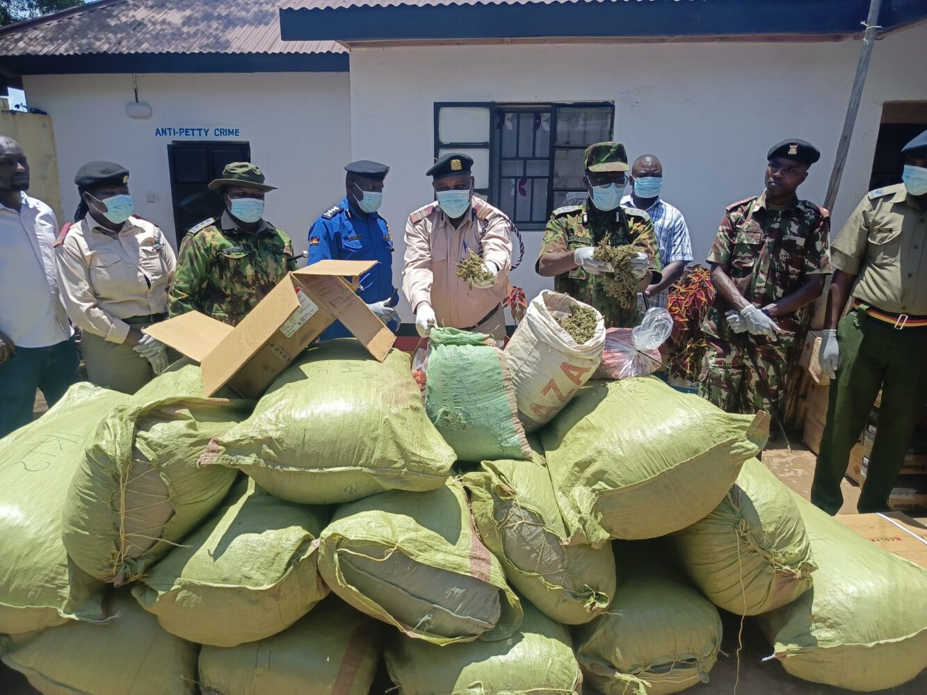 Police recover 14 sacks of bhang worth KSh12.6M, arrest 23-year-old suspect in Isebania