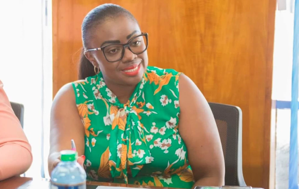 Senator Orwoba demands answers after Nairobi woman alleged she was drugged, robbed on Mash Poa bus