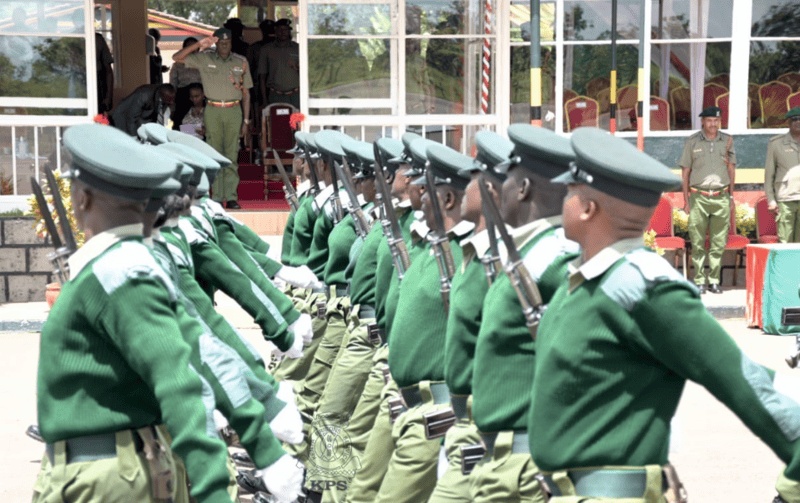 Graduate officers protest unjust master’s degree requirement for prison promotions