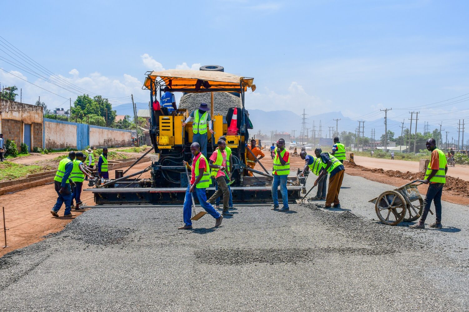 Construction of Mamboleo Junction-Miwani-Chemelil-Muhoroni-Kipsitet road resumes