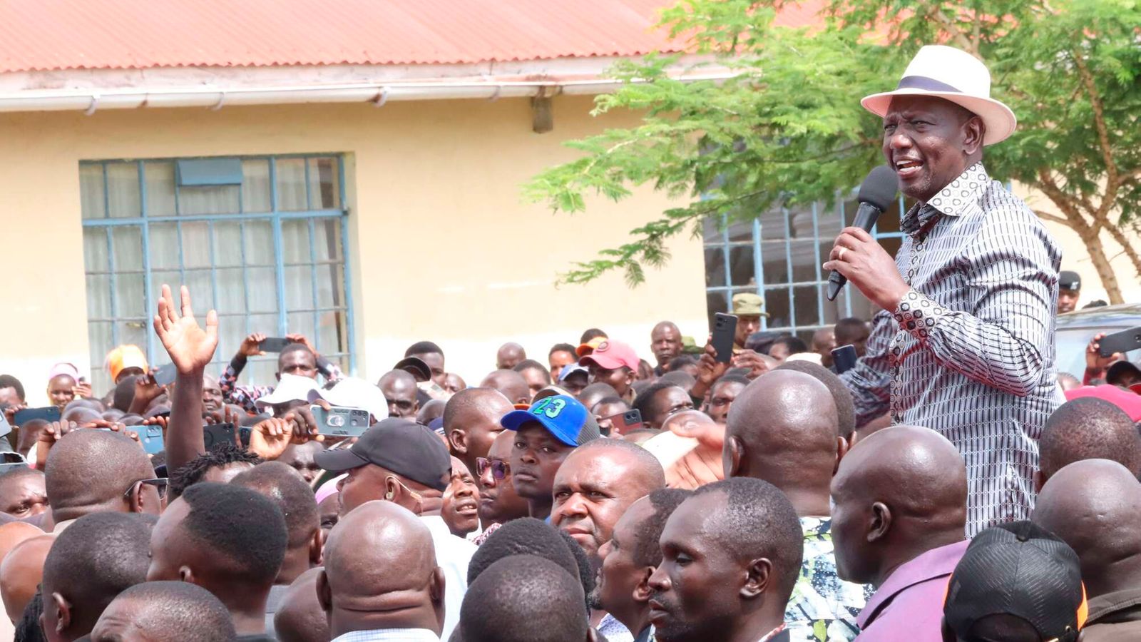 Did the shoe hit President Ruto accidentally? Itumbi looking for owner of ‘shoe-camera’