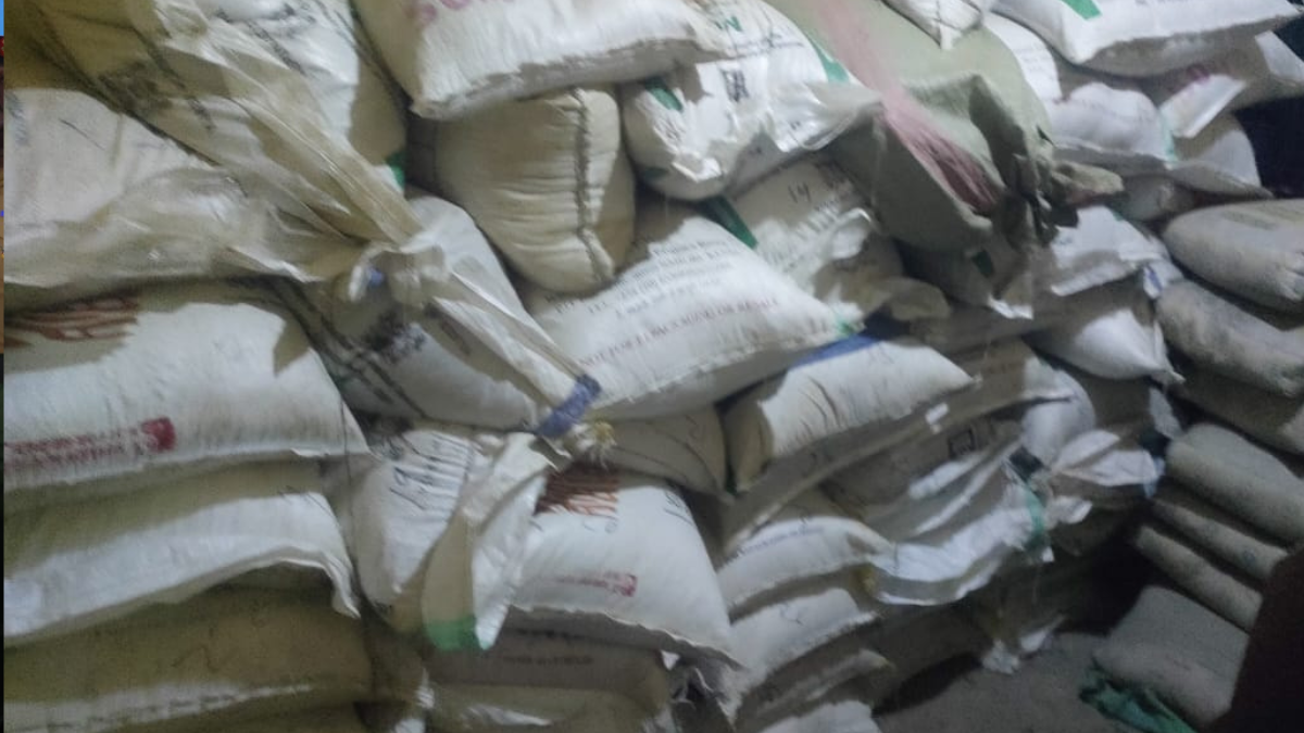 Police recover 63 bags of Government’s fertilizer looted during protests