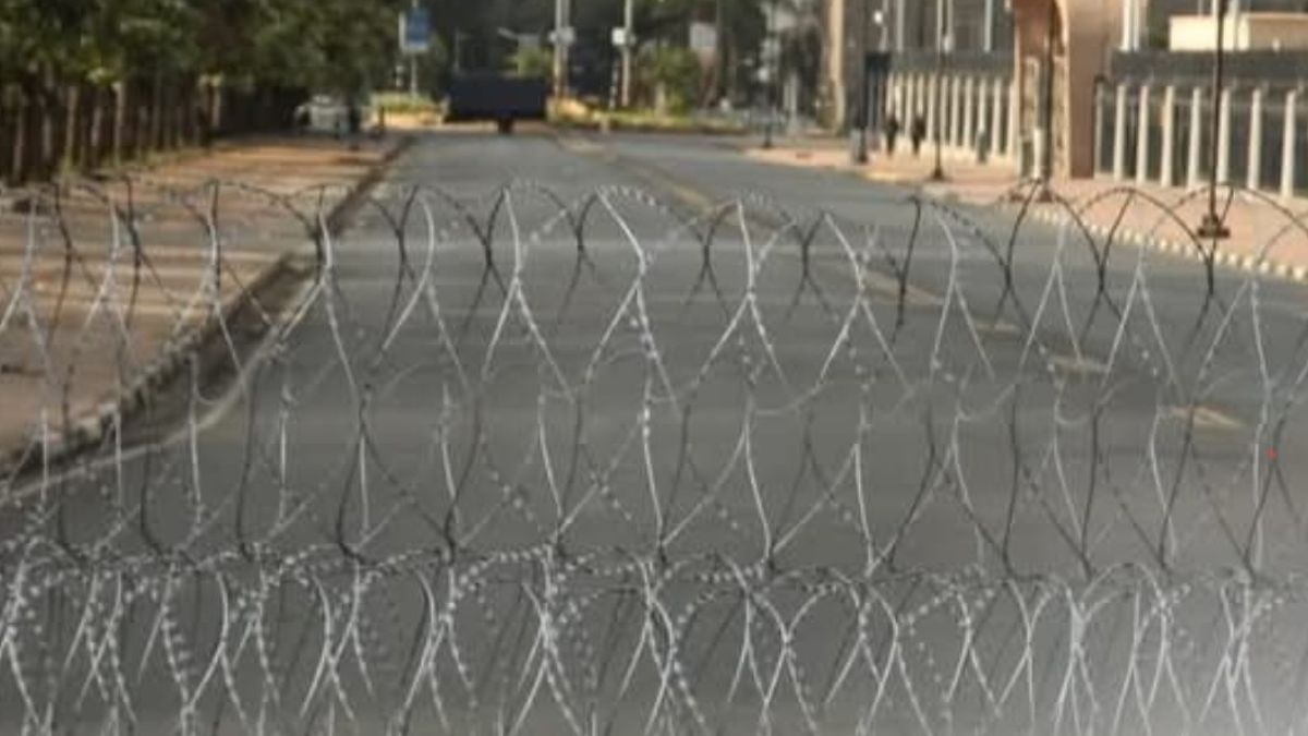Major roads closed as citizens walk to Nairobi’s CBD