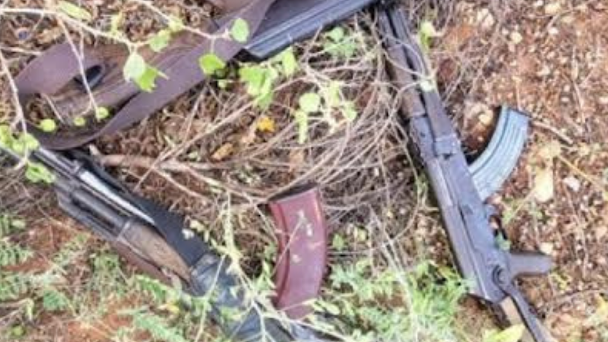 Garissa: 4 Al-Shabaab terrorists killed, 2 AK47 rifles and machine gun recovered