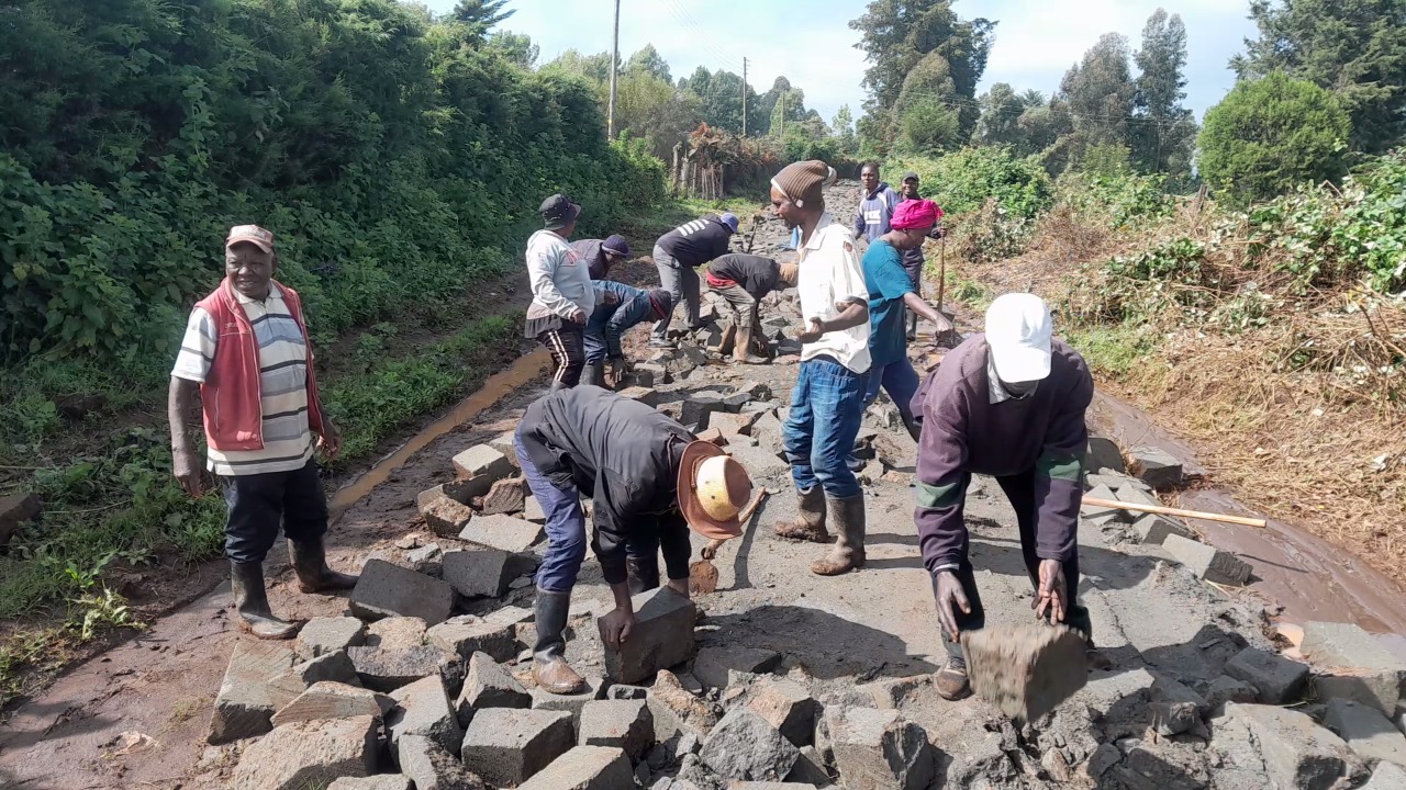 Nyandarua villagers protest after contractor used building blocks to repair road