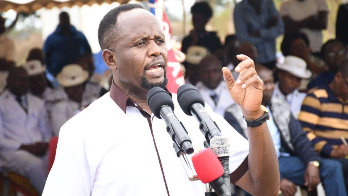“Risasi sio jiwe ama kijiti, risasi ni moto,” Governor Natembeya says following President Ruto’s ‘shoot-the-leg’ directive