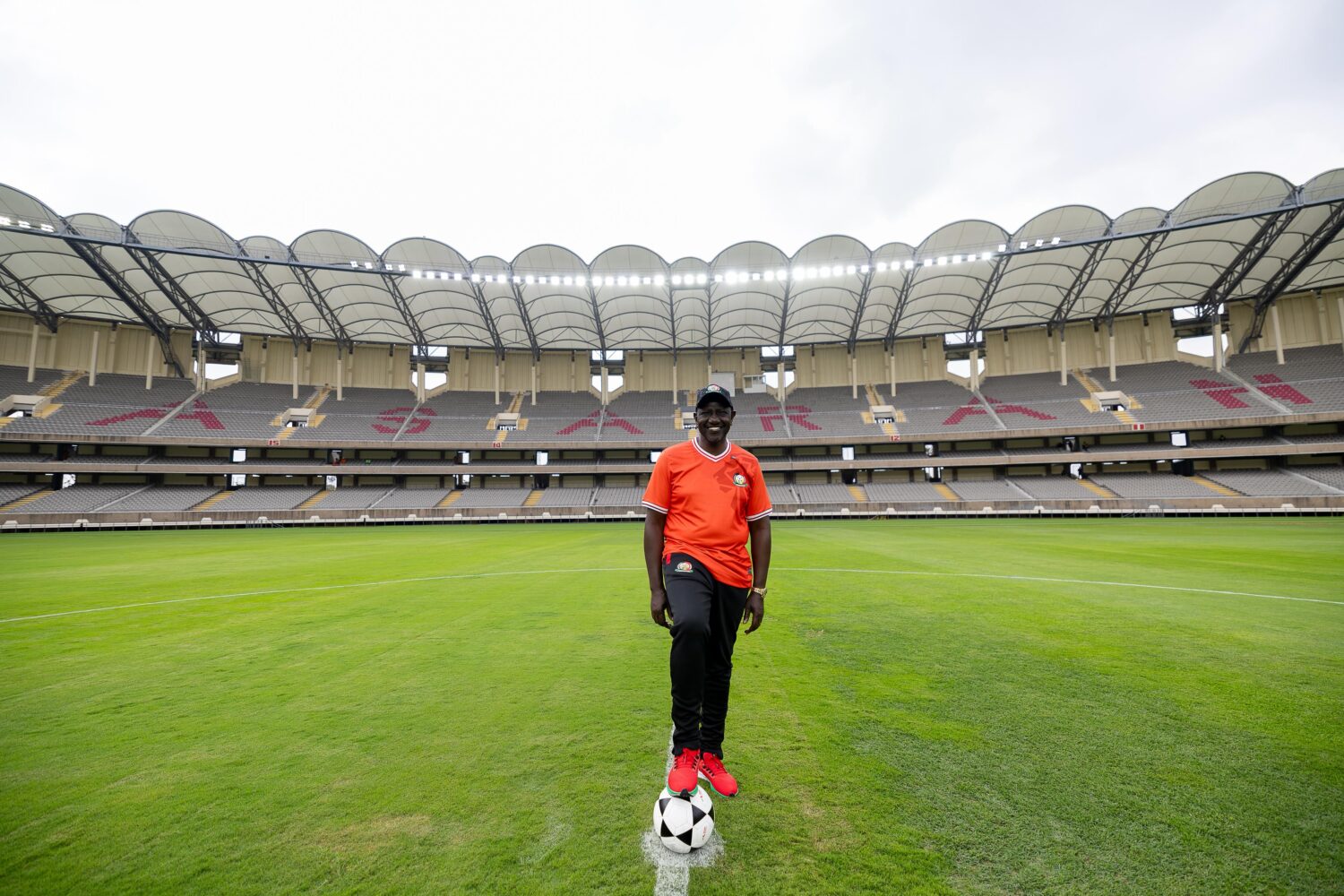 President Ruto inspects Kasarani Stadium ahead of next month’s 2024 CHAN