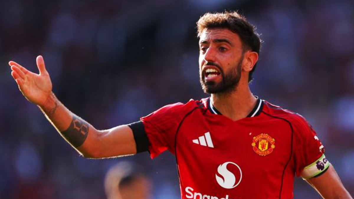 “It upset me because he didn’t apologise”—Bruno Fernandes explains fury at referee before costly penalty miss