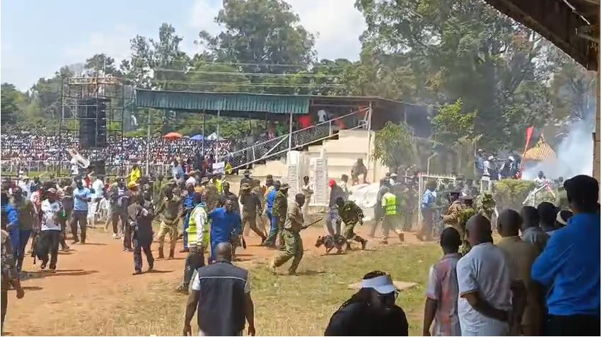 Teargas chaos erupts at KSSSA finals in Mumias, briefly halting girls’ final
