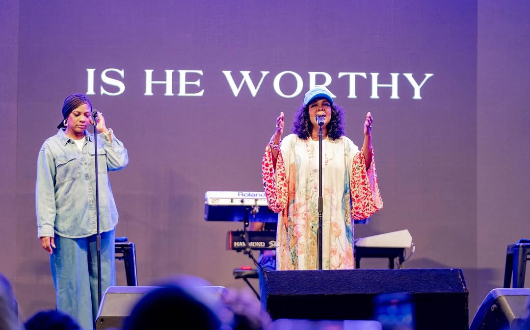 Cece Winans touched by the Holy Spirit as she performed her electrifying worship songs. Photo: Instagram