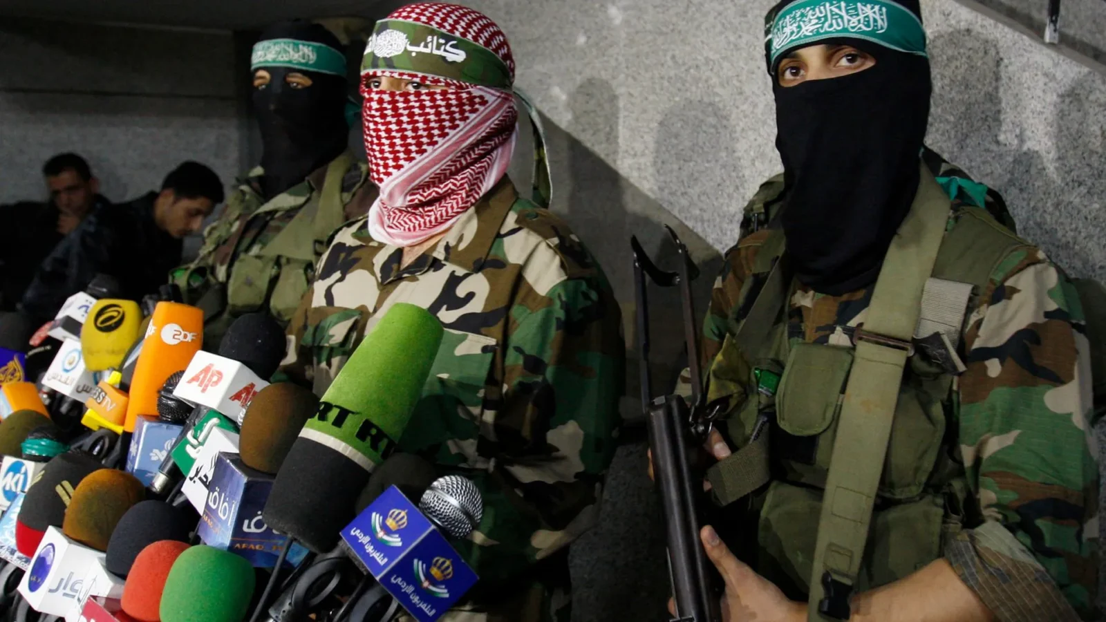 Israeli offensive in Gaza escalates with reported killing of Hamas spokesman