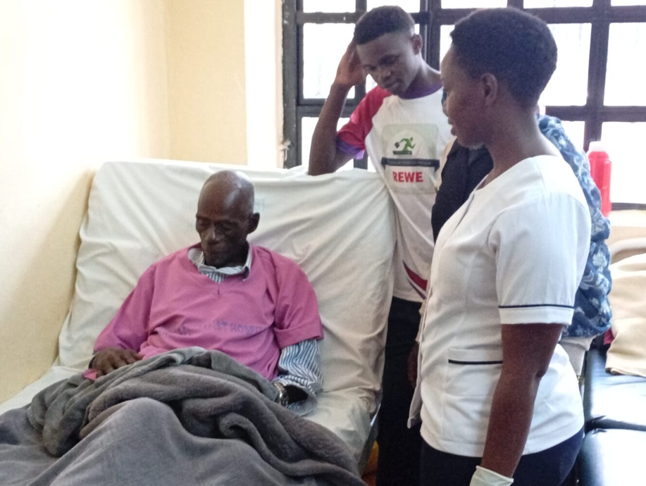 Legandary athlete Hezekiah Nyamau has passed away aged 88