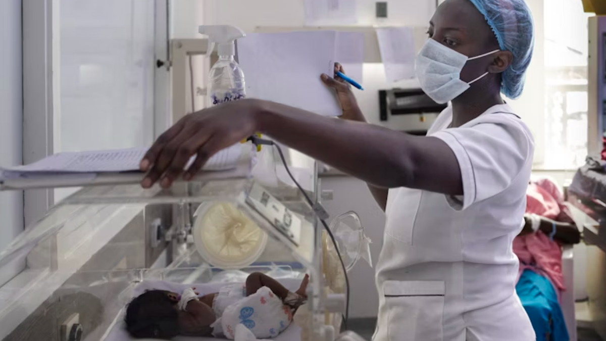 Young mothers in Kenya face a higher risk of giving birth early: study explores why