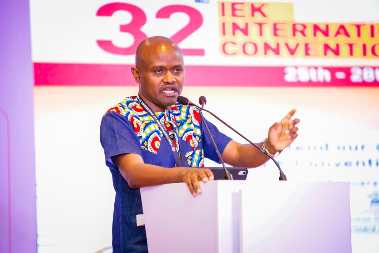 Engineers urged to embrace innovation and artificial intelligence to be future-ready