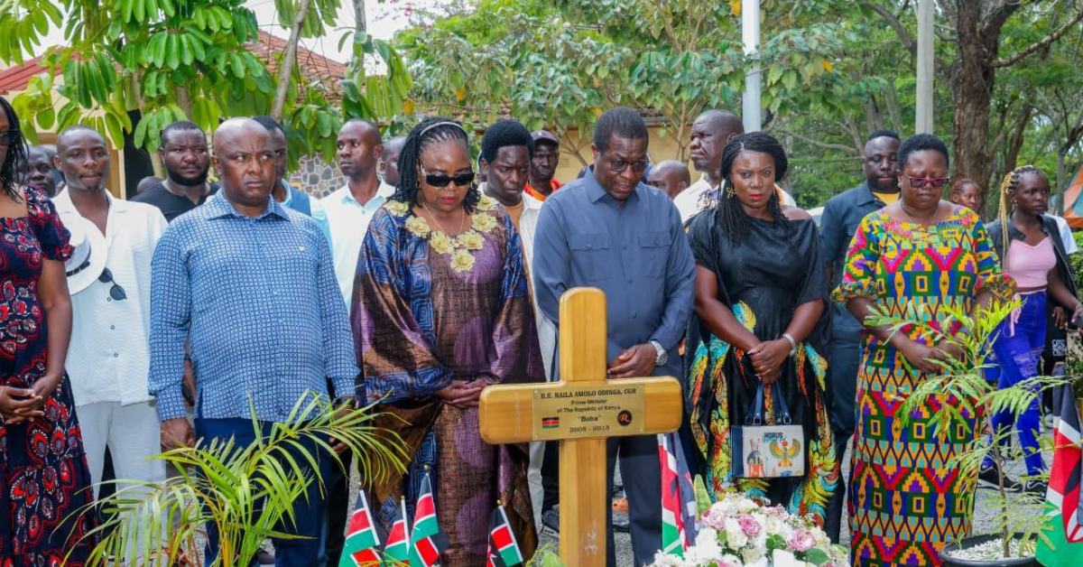 CS Opiyo Wandayi pays tribute to Raila Odinga at Kang’o Ka Jaramogi