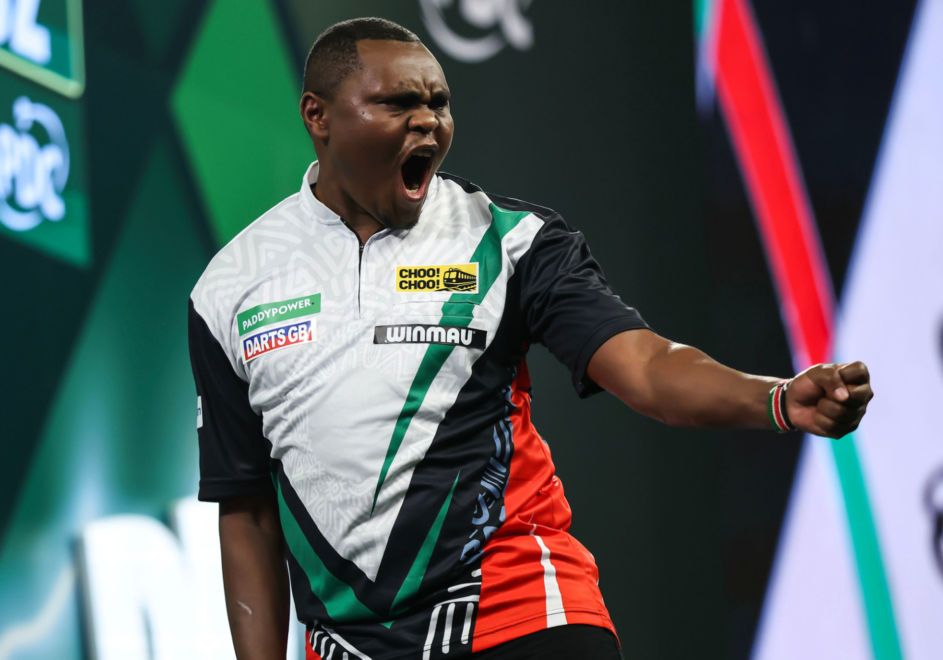 David Munyua makes history as first Kenyan to compete, win a match in the World Dart Championship