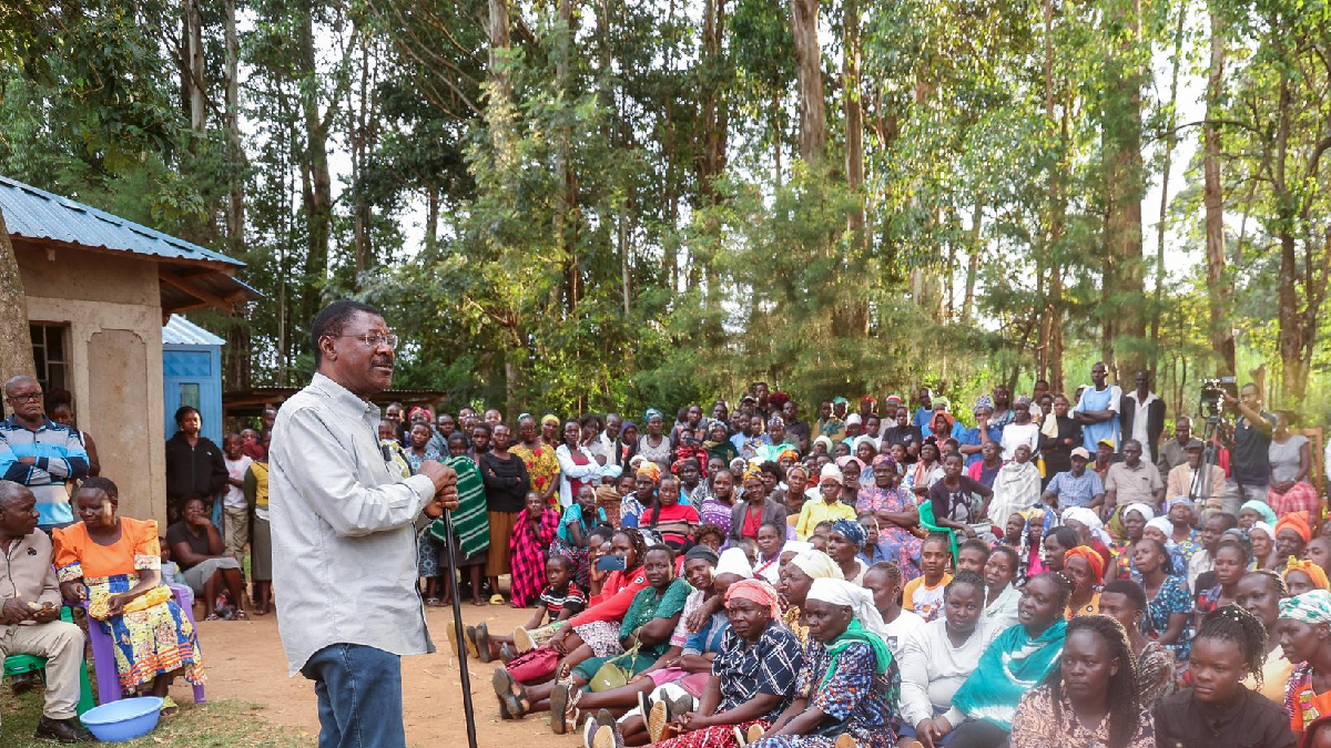 Wetang’ula cautions road users as he visits Bungoma family that lost three children on Christmas Eve crash