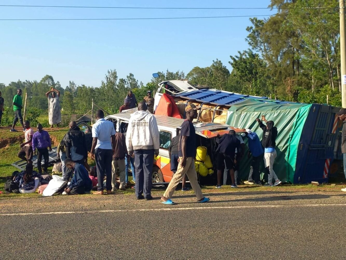 One person dead, 12 injured in grisly head-on collision on Kisumu–Bondo road