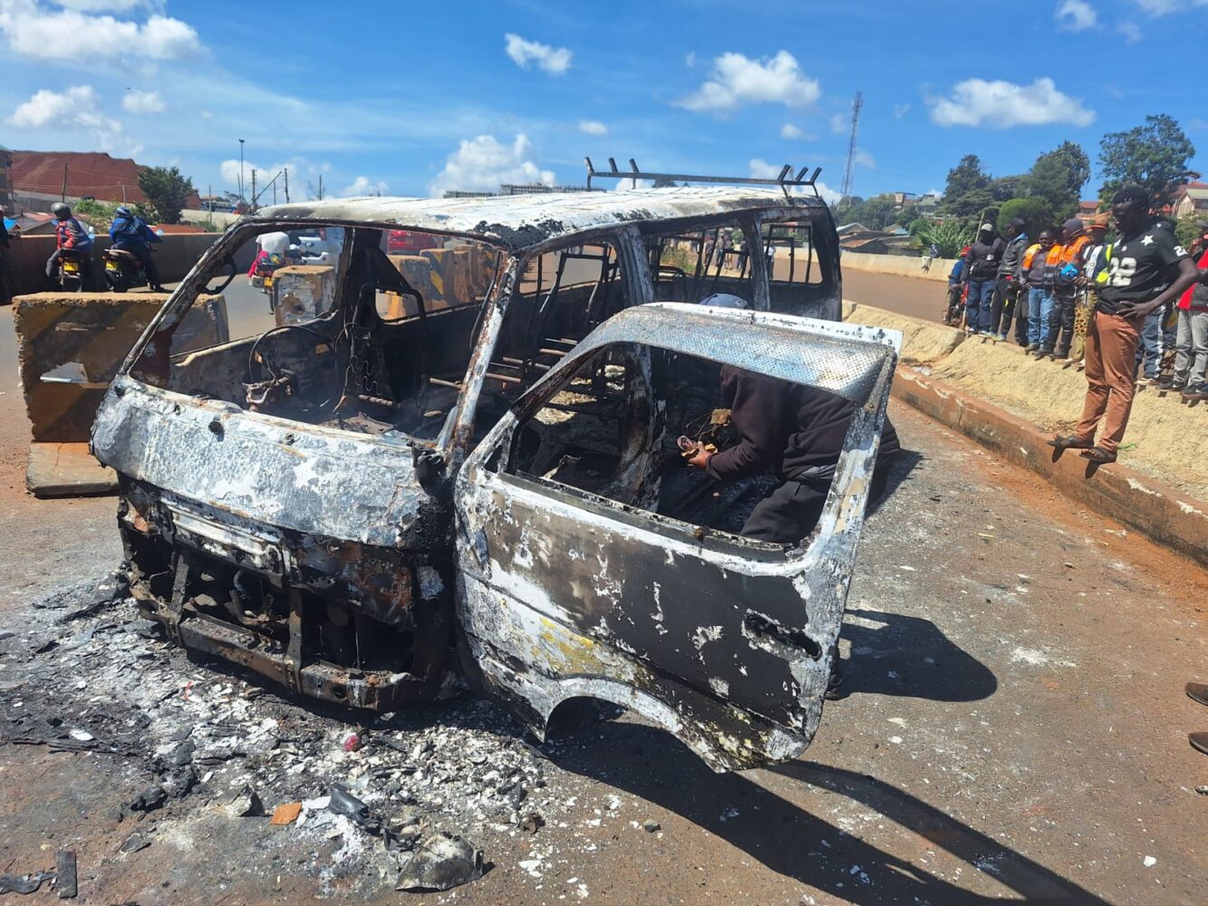 Angry bodaboda riders torch matatu after colleague is killed in Gitaru accident