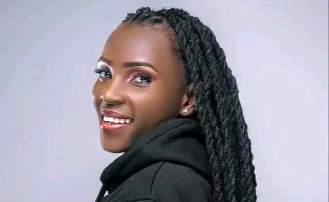 Dem Wa Facebook announces she’s pregnant; “This is an answered prayer”