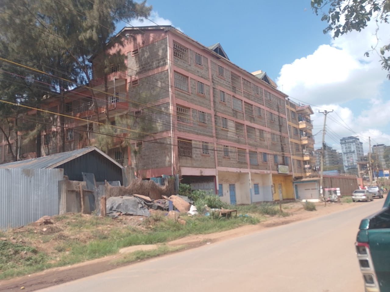 City Hall orders demolition of cracked five-storey building next to Mirema School