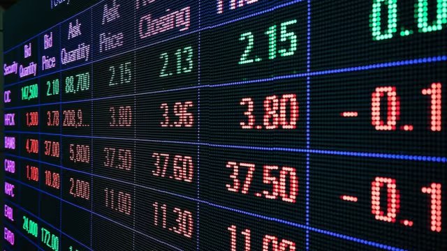 How to analyze stocks before buying