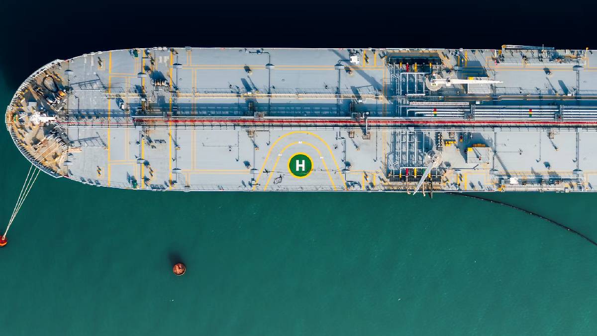 Why shadow tankers are the only ships still moving through the Strait of Hormuz