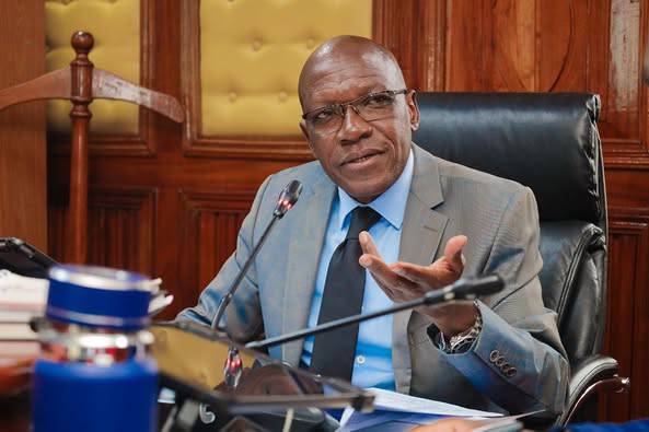 “Take full responsibility” – Khalwale blames Barasa, Muhanda for violence that left several injured during Kakamega burial
