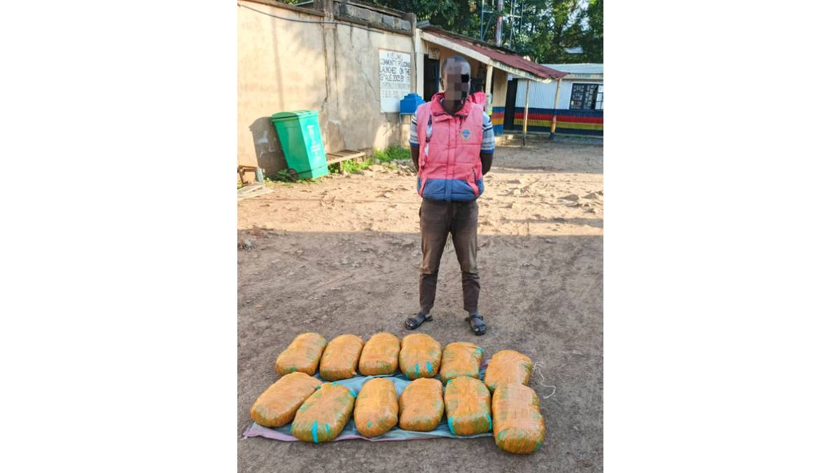 Bodaboda rider arrested while ferrying 12 bales of bhang in Kisumu