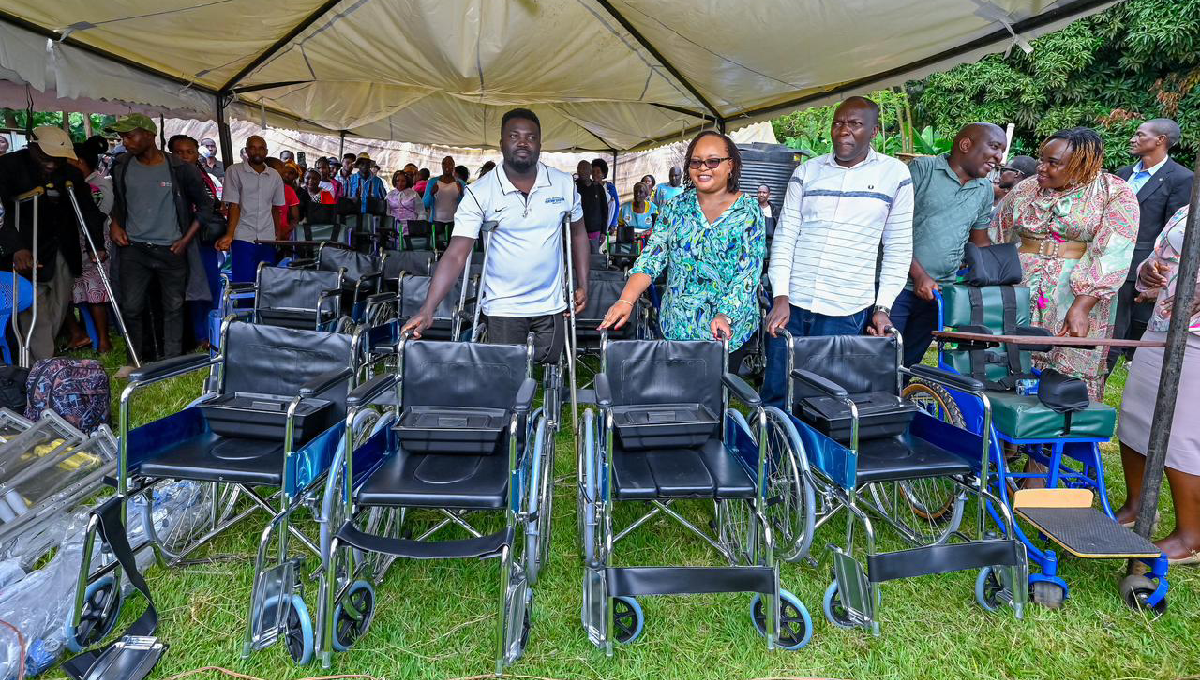 Waiguru intensifies grassroots development as Njukiini residents receive assorted empowerment items