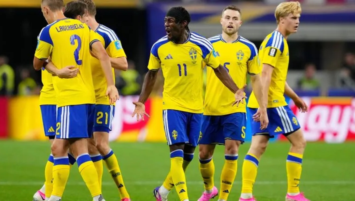 Sweden and Japan Survive Group F Drama to Reach Last 32