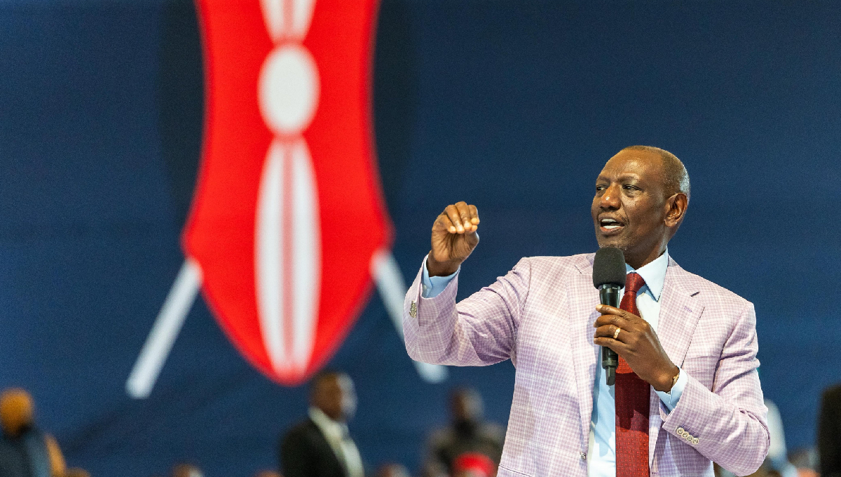 Ruto fires back at Sifuna over chicken remark, calls critics ‘mafala’