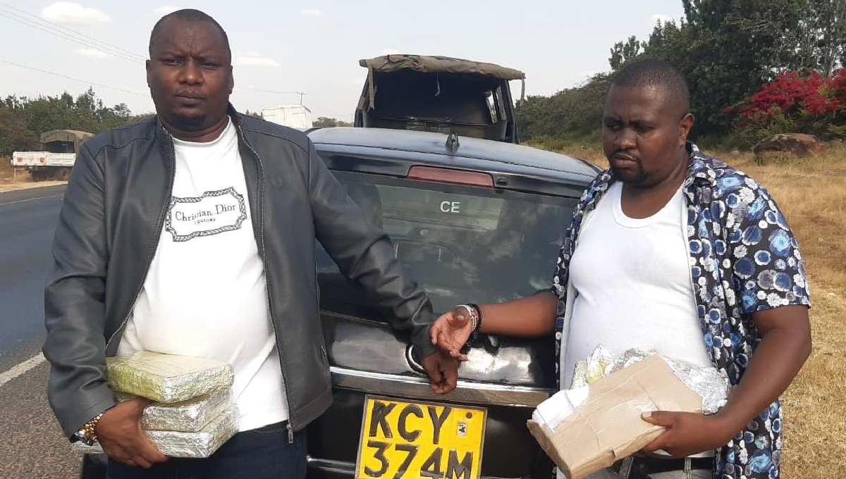 Two suspects nabbed with KSh6 million in counterfeit notes along Thika-Garissa Highway
