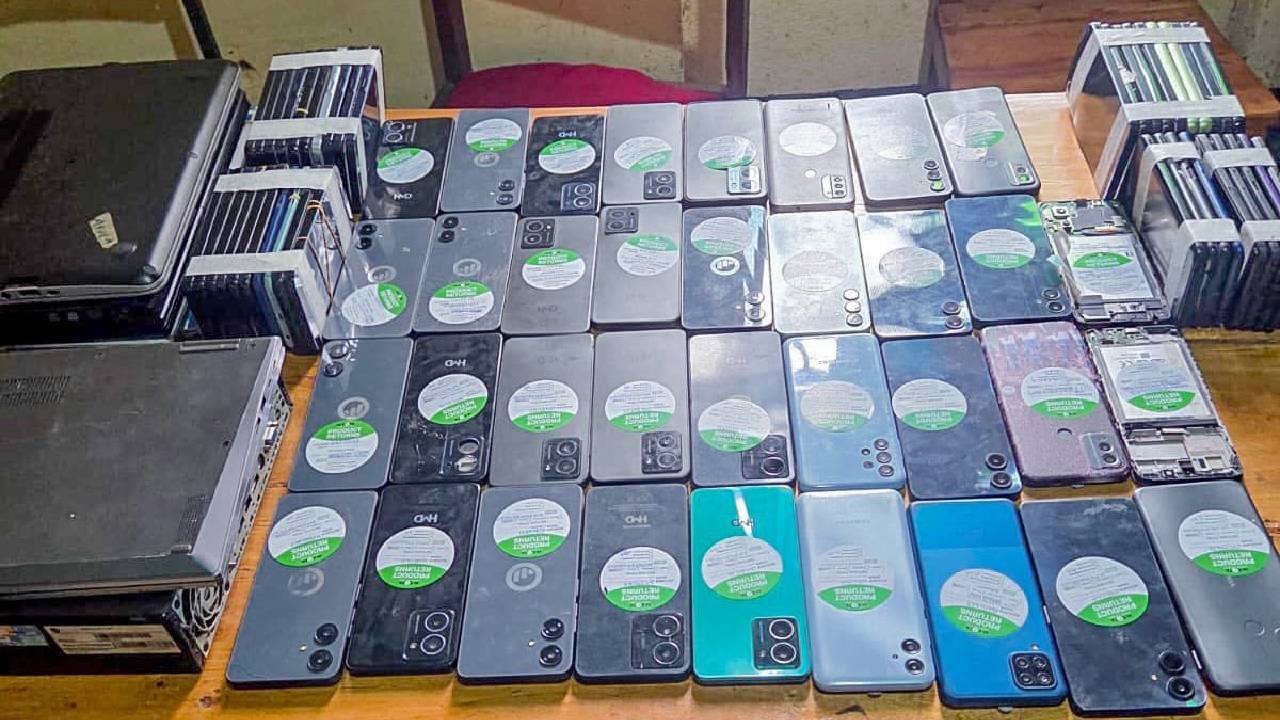 Police bust alleged phone theft and hacking syndicate in Bungoma, recover 73 stolen devices