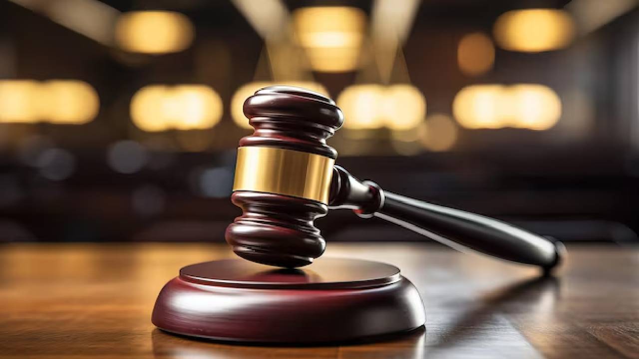 Father, son jailed for assaulting a woman over false ‘disappearing genitals’ claim