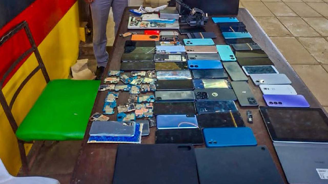 Two arrested as police recover stolen phones in Nairobi
