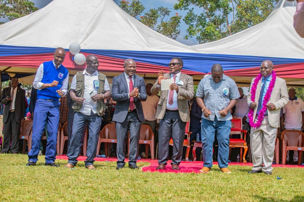 Bungoma Governor Lusaka (centre) with other elected leaders from Western region.