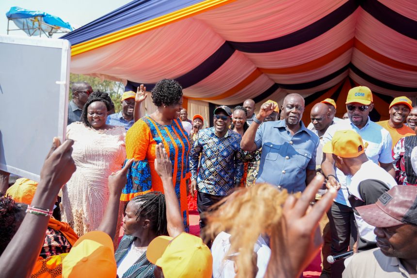 PS Isaboke announces 200 computers for Homa Bay as he, Oburu lead calls for unity