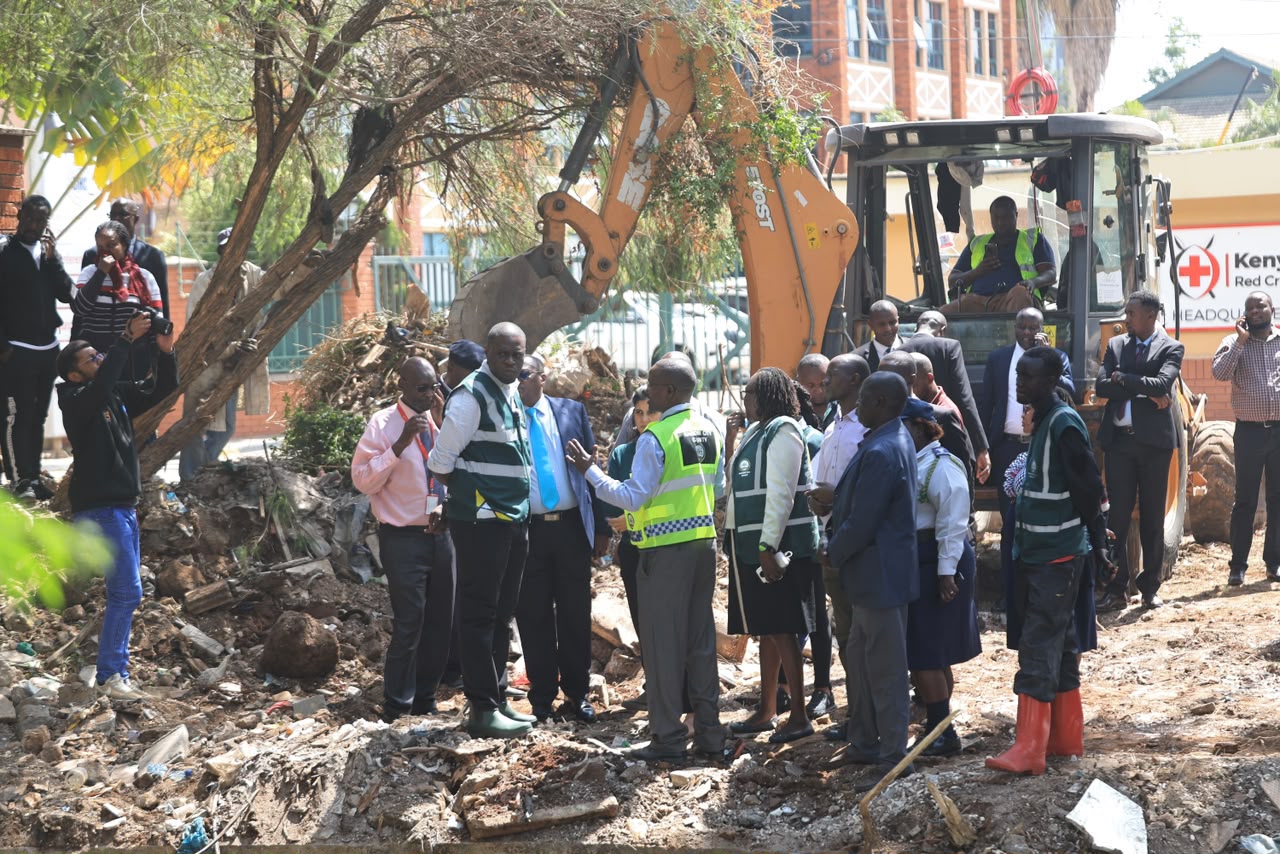 Sakaja steps up El Niño preparedness as more machines deployed to flood hotspots