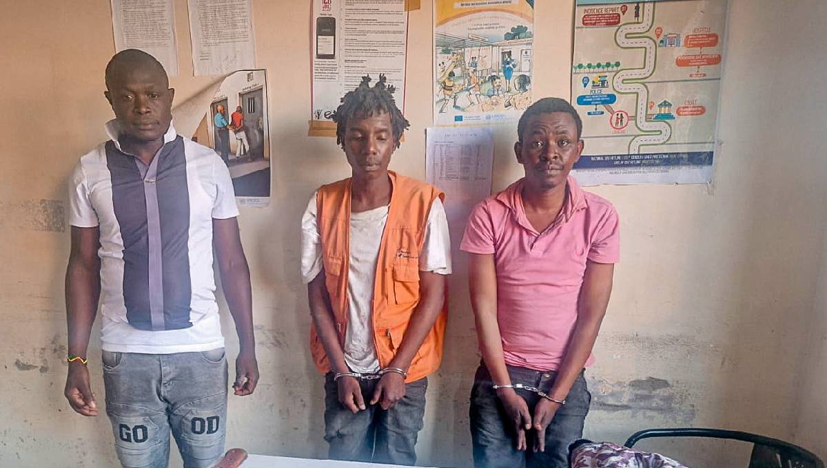 Suspected gangsters arrested in Machakos as police recover machete, stolen phones and motorcycle plates